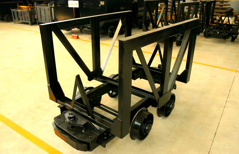 建筑施工衬砌台车安全的操作规程?