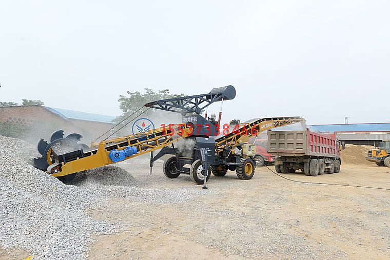 赤峰（fēng）鬥輪取料機-鬥輪（lún）堆取料機