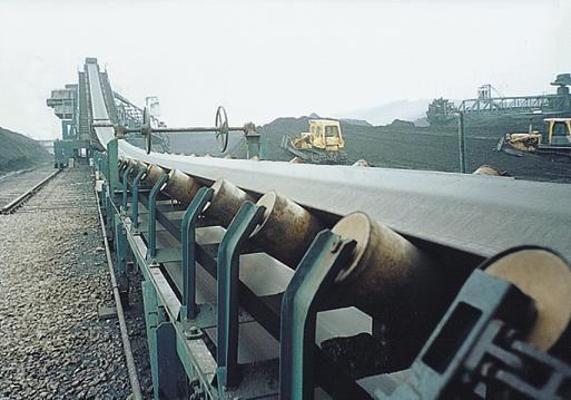 砂（shā）石煤礦皮帶機實用現場圖（tú）