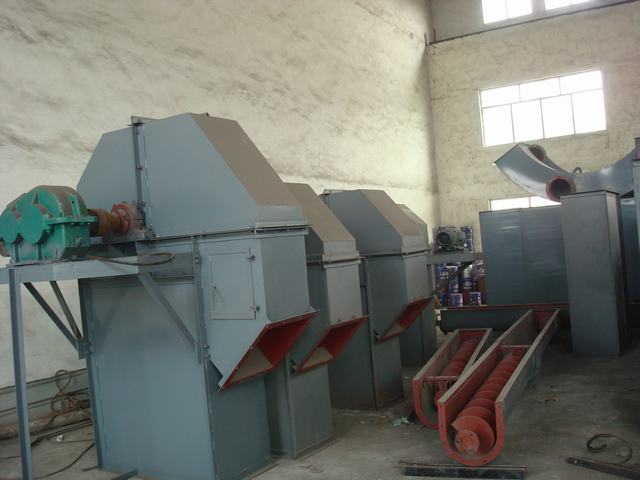 山東環鏈鬥式（shì）提升機應用展示