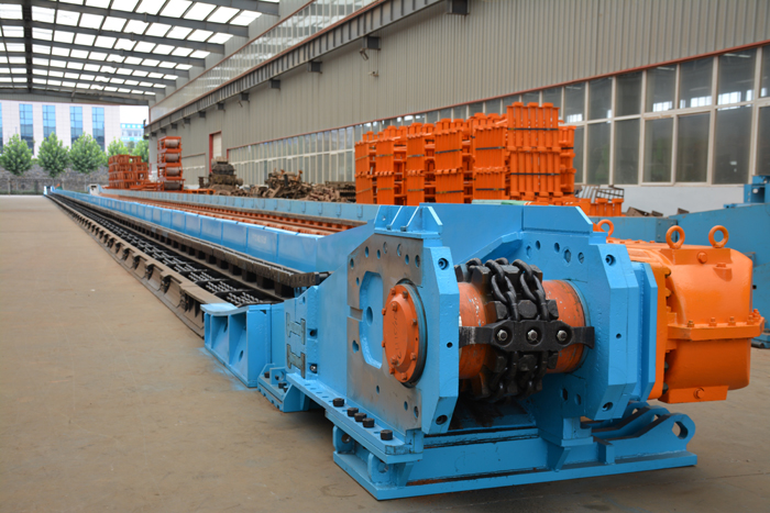 煤礦井下巷道用刮板（bǎn）輸送機