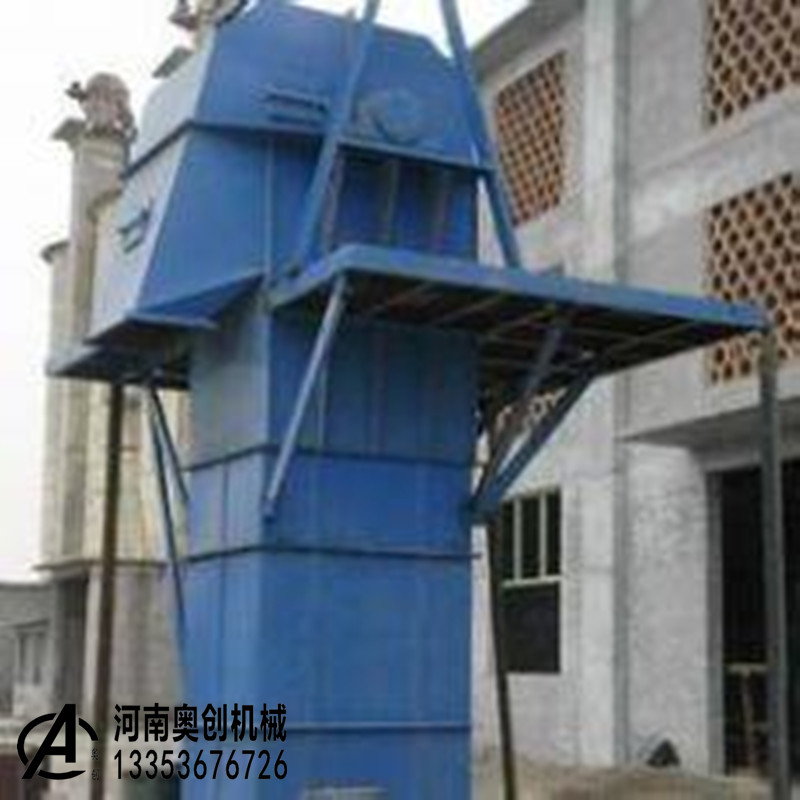 鋼絲膠帶鬥式（shì）提升機（jī）