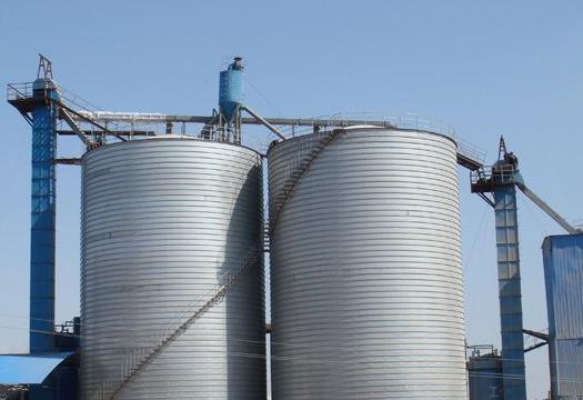 鬥式提升機精工製造