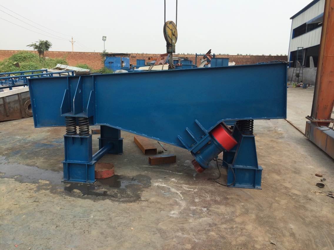 棒條式振動給料機細節1 棒條式振動給料機細節1