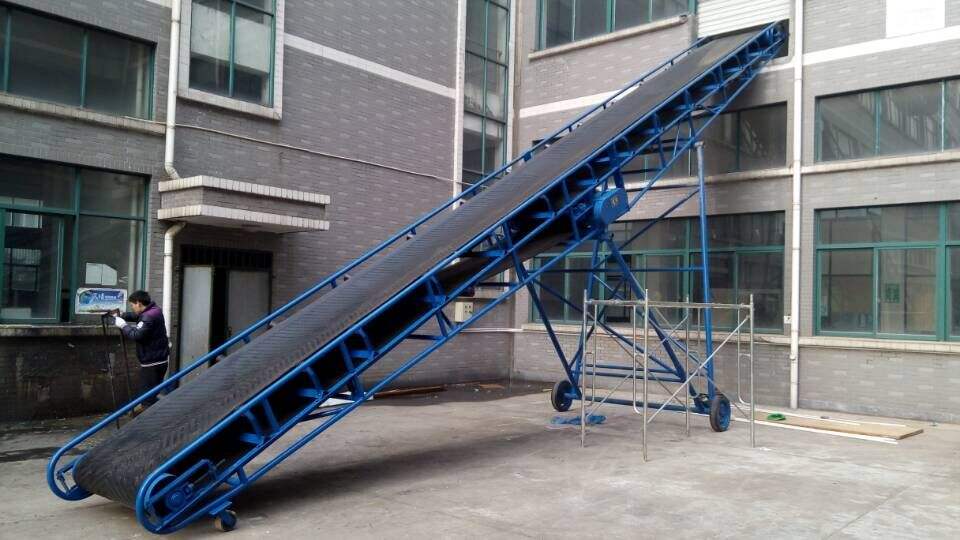 移(yí)動式皮(pí)帶輸送(sòng)機 移動(dòng)式皮帶輸送(sòng)機