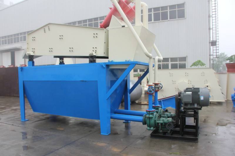 細砂回收機廠內加(jiā)工完成(chéng)試(shì)機 細砂回收機廠內加工完成試機