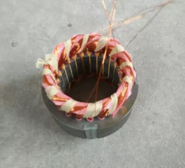 振動電機線（xiàn）圈展示