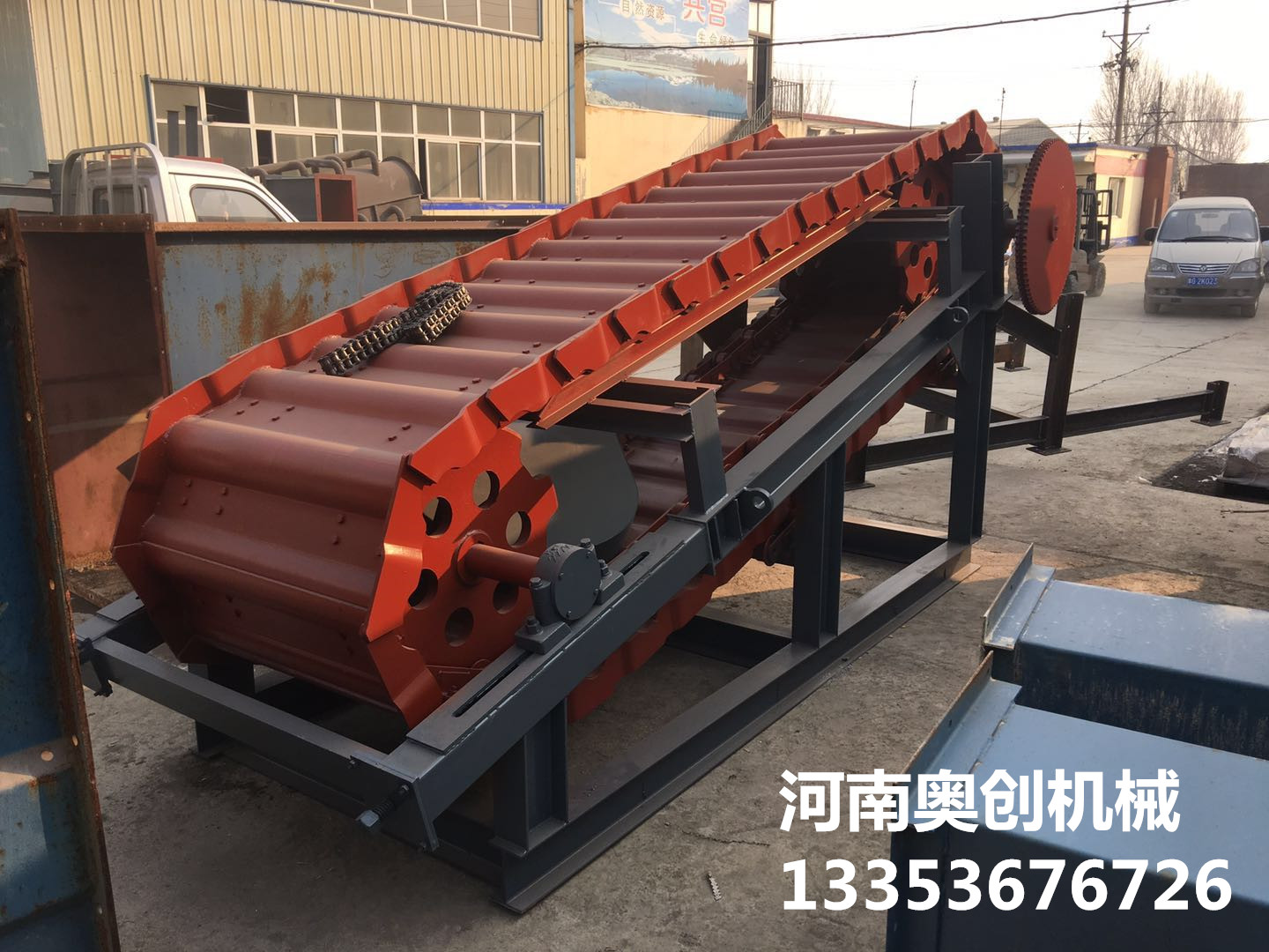 小型角度（dù）鱗板機廠家展（zhǎn）示