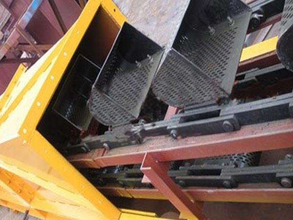 脫水式鬥(dòu)式提(tí)升機