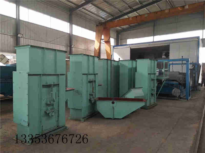 鬥（dòu）式提（tí）升機下箱體