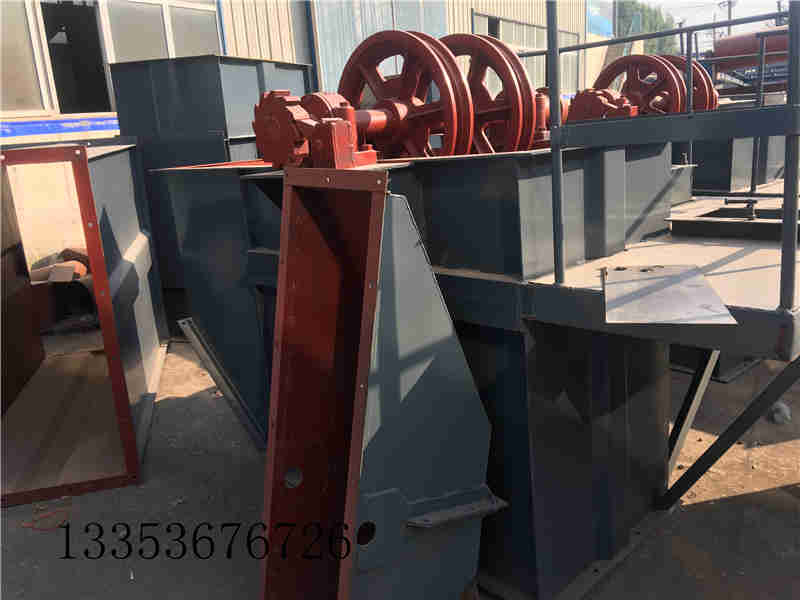 TH型鬥式提升機產品特點-鬥式提升機料（liào）鬥配（pèi）件有兩種型式