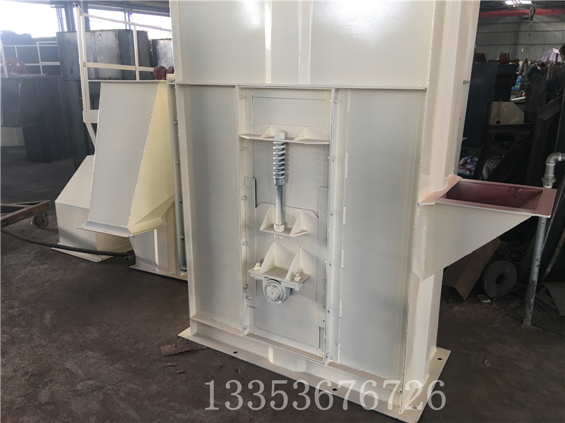 粉煤灰板鏈鬥式提升機下箱（xiāng）體