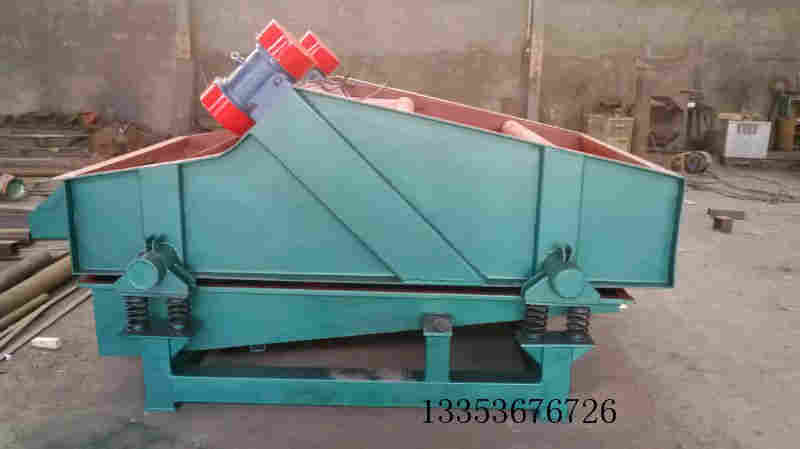 高頻振動脫(tuō)水篩分(fèn)機1 高頻振動脫水篩分機1