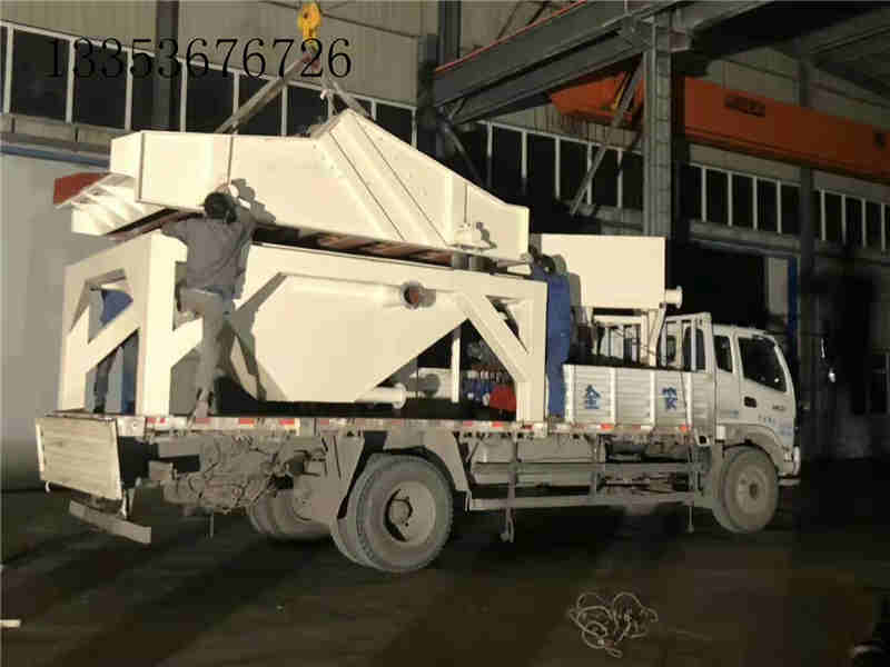 洗沙生產線中脫水篩可以（yǐ）把沙（shā）脫水到（dào）什麽樣的程度？2