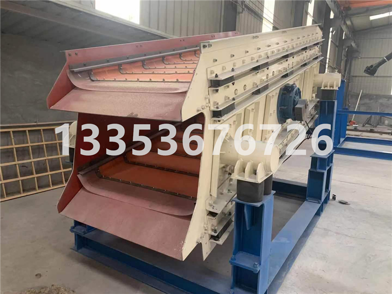 新（xīn）型微粉弛張（zhāng）沸騰（téng）篩作為石英砂篩分設備篩分精度怎麽樣？